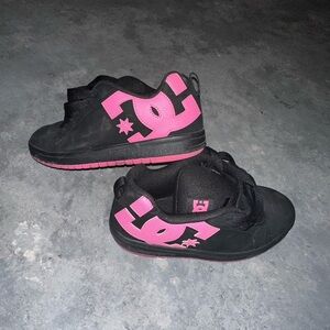 Dc sneakers